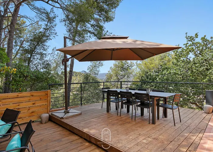 Piscine Lealys Costebelle Clim/wifi/plages דירה